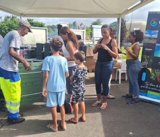 Des composteurs distribués gratuitement à Petit-Bourg ♻️