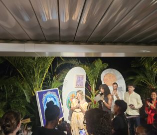 Vernissage de Convoyeur de Couleurs : une clôture empreinte d'émotions et de création