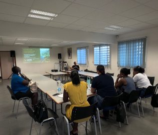 Devenir ambassadeur de l'environnement : lancement de la formation des volontaires en service civique de la CANBT